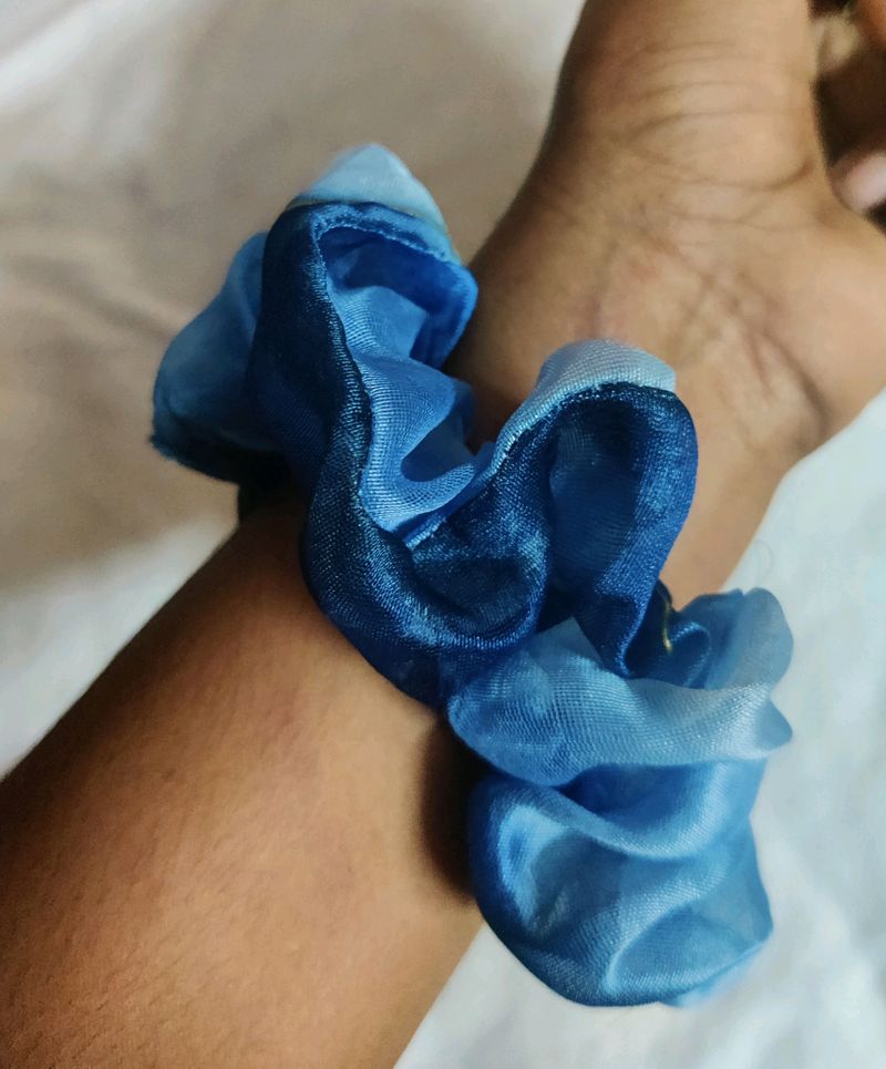 Organza Scrunchy