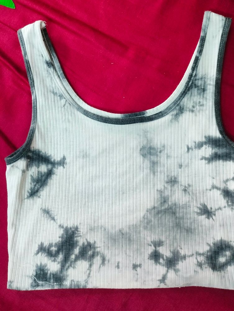 abstract tank top