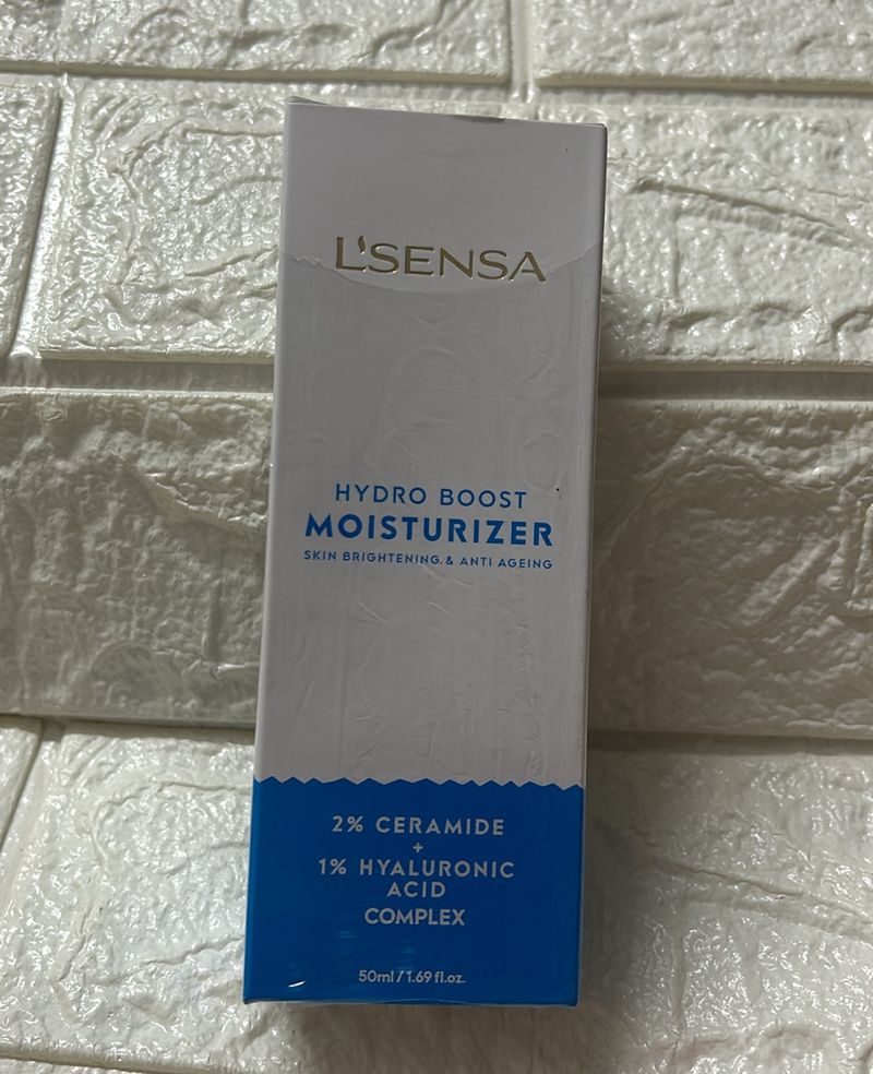 L’sensa hydro Boost moisturiser