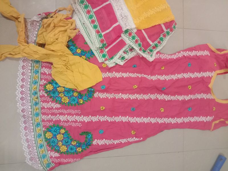 Kurta Pant With Duppata