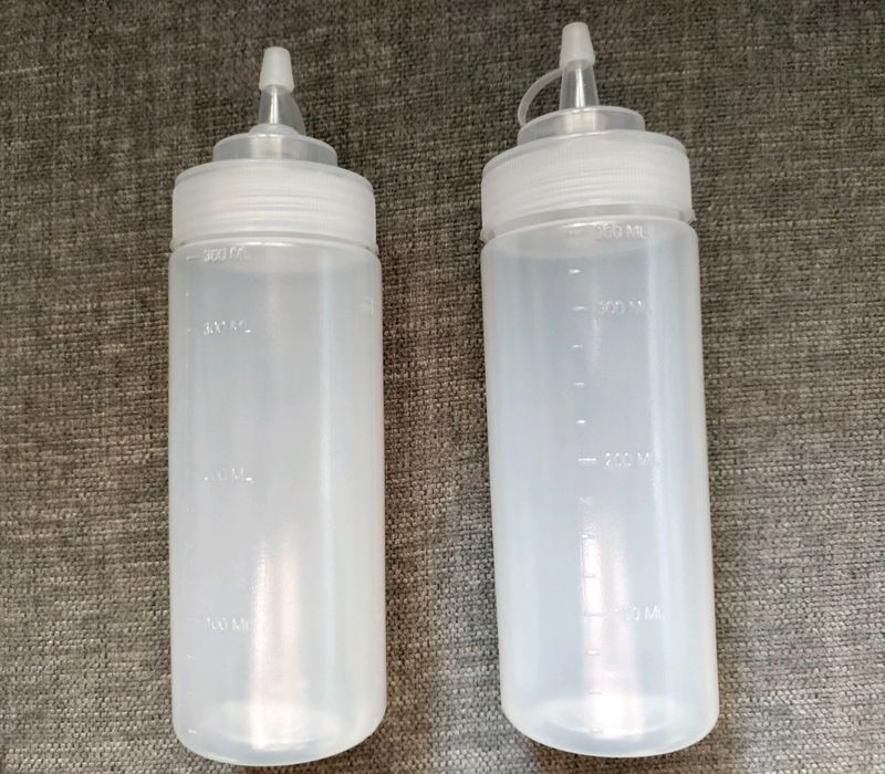 Transparent Squeeze Plastic Bottles