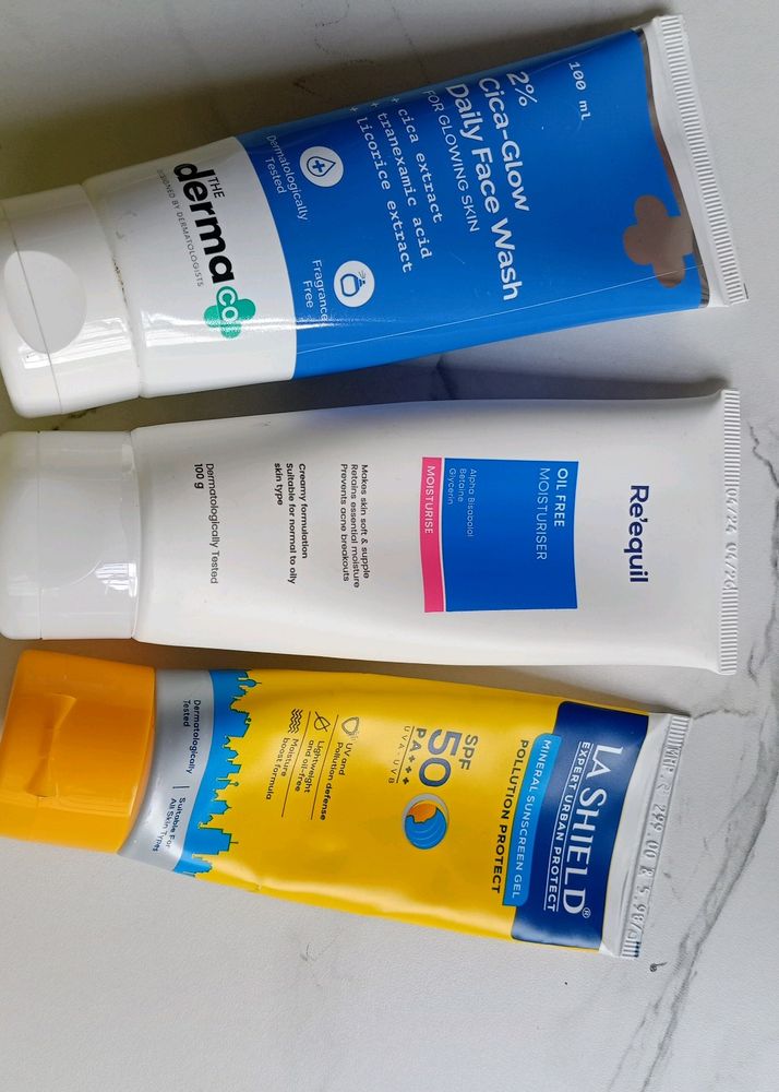 Cleanser Moisturizer And Sunscreen With free Gift