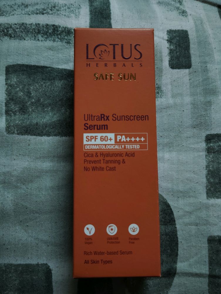 Lotus Herbals Sunscreen Serum