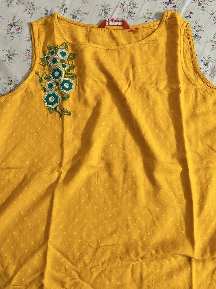 Cotton Sleeveless Top