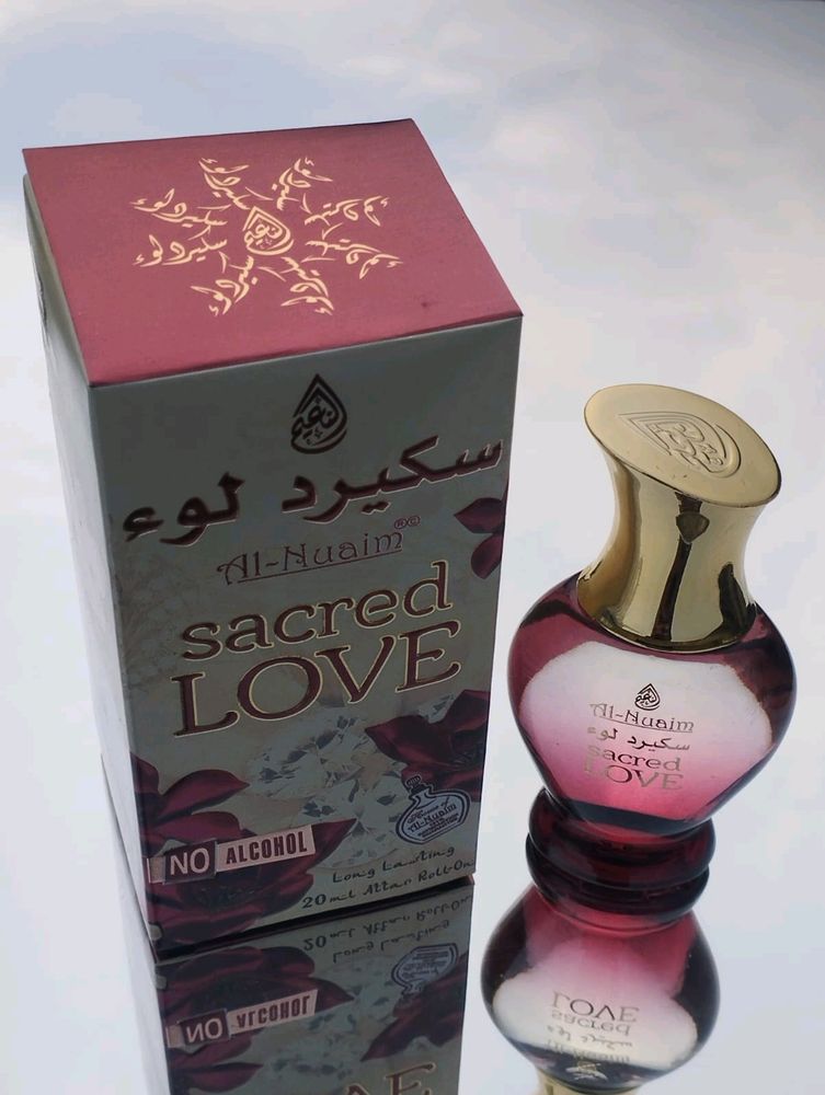 Sacred Love Attar is a aromatic fragrance composed of a delicate blend of sweet sandalwood, fragrant rose, delicate jasmine,