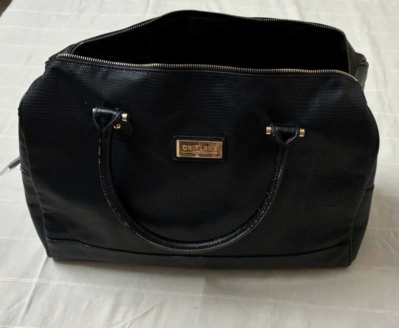 Oriflame Black Travel Bag for Woman