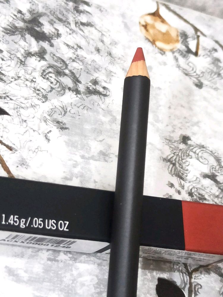 Mac Lip Pencil 📝chicory