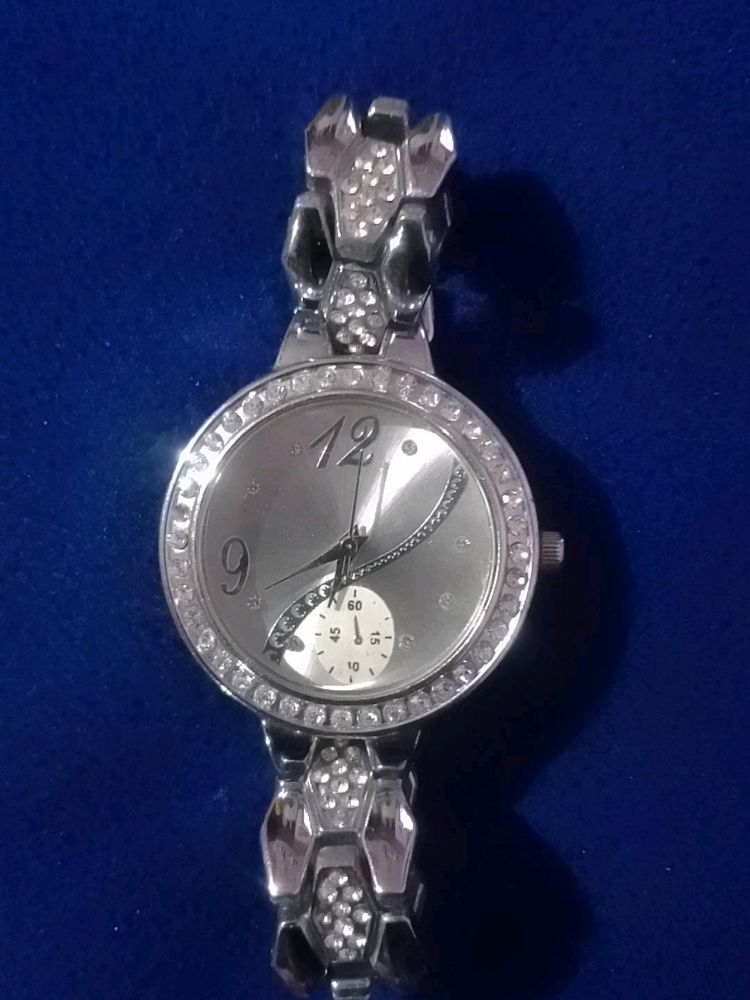 Silver  Ladies Watch Totally New And Working