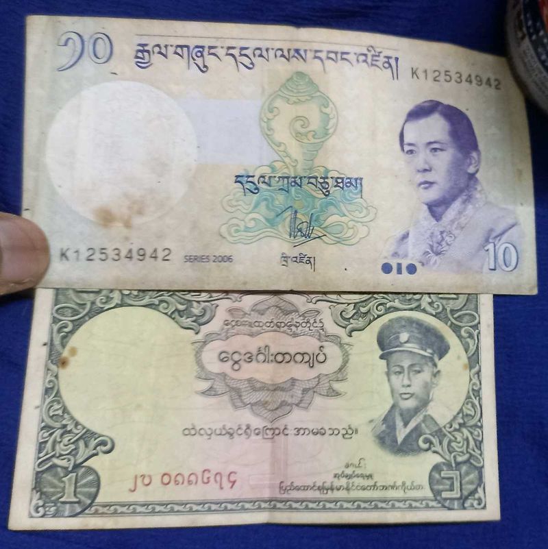 2 Pis Note Good Condition