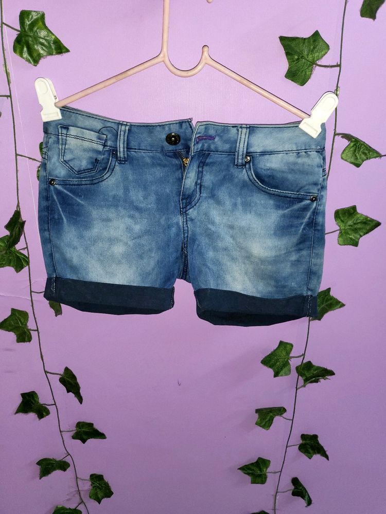 Blue Denim Shorts Party And Casual Wear