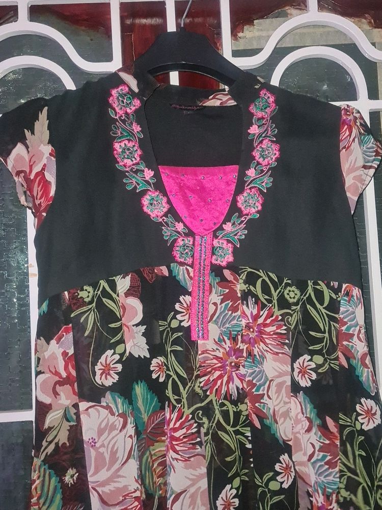 Multicolored Embroidered Anarkali Kurta