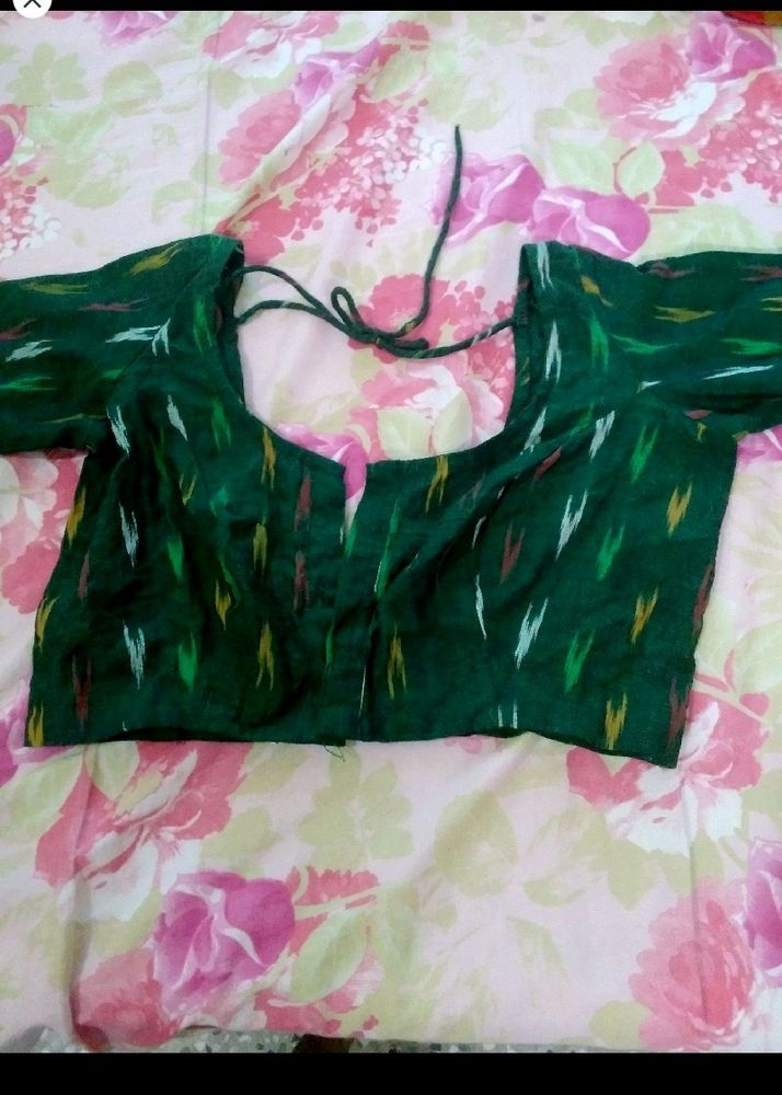 New Not Used Blouse . 40 Rs Off Shipping