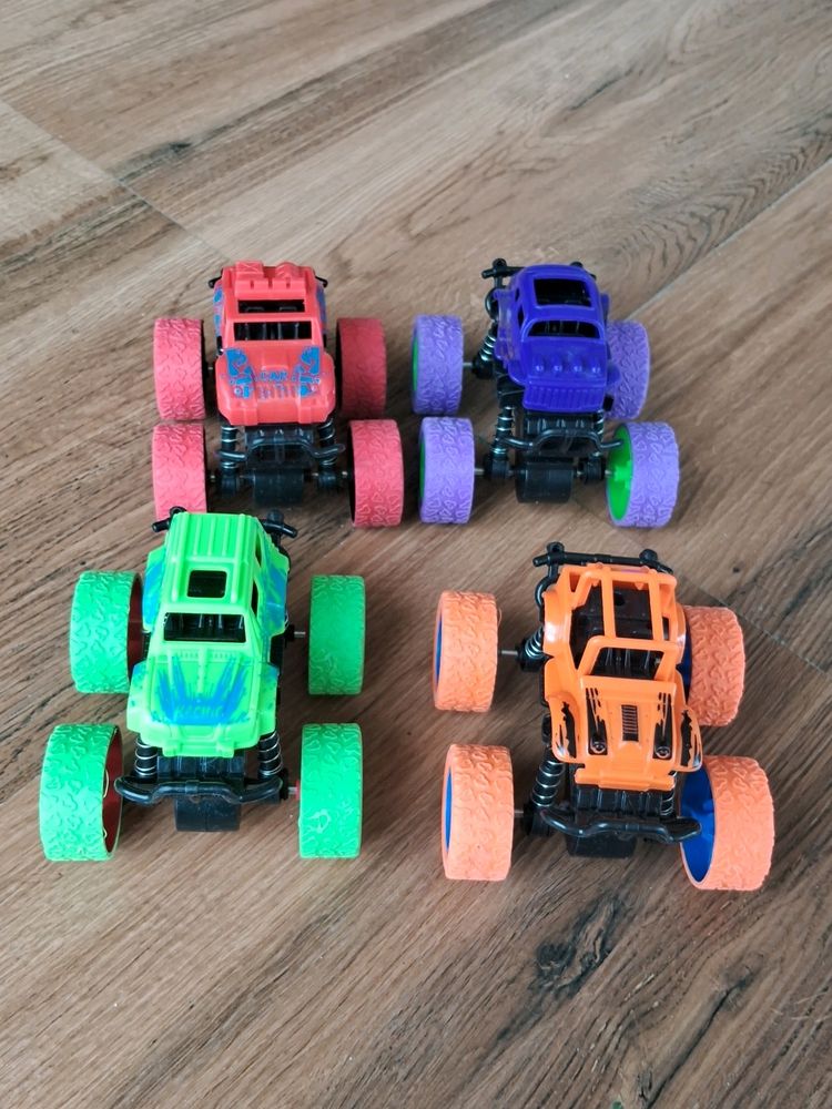 Mini Toy Set Of 4