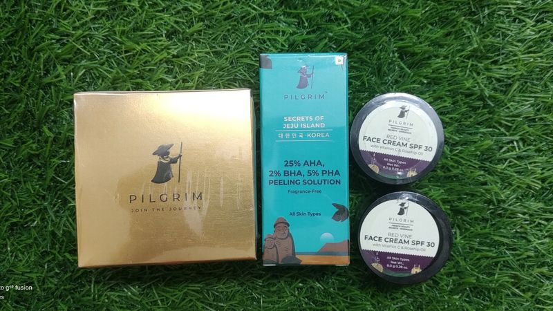 Pilgrim Gold Mask And Peeling Solution + Freebies