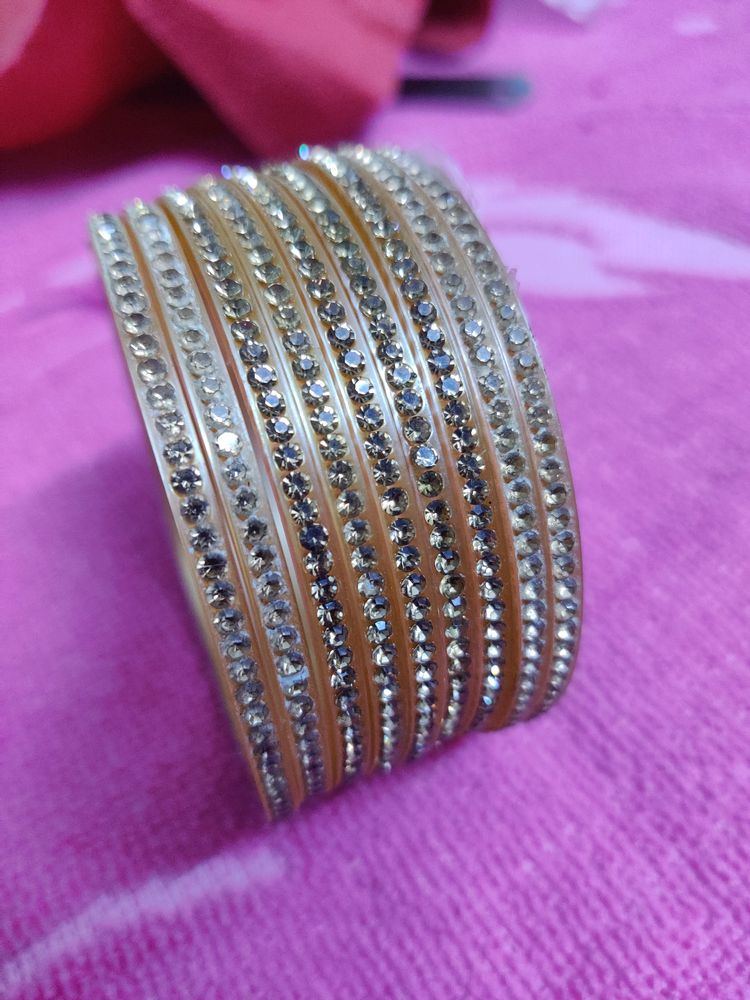 Set Of 8 Golden Bangles