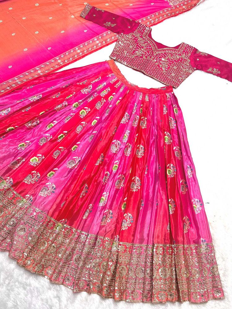 Sequence Lehnga