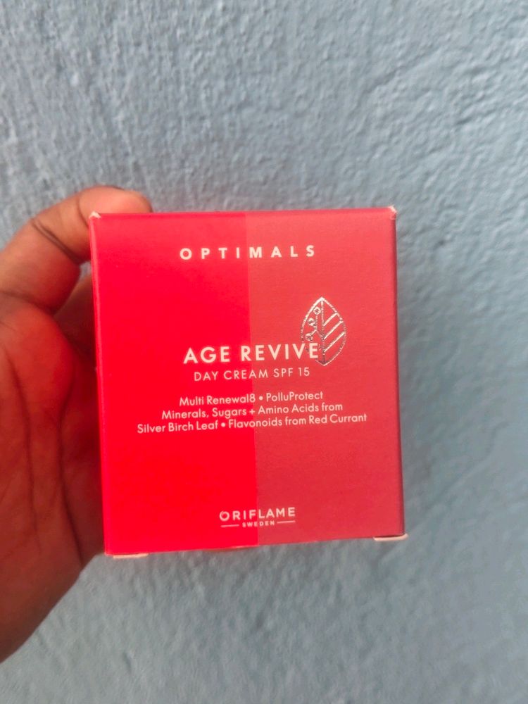 Oriflame Age Revive Day Cream Spf 15