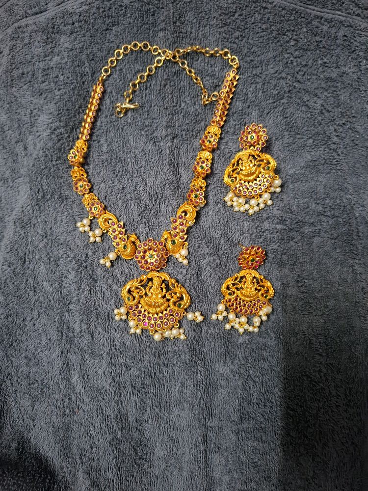 Necklace Set