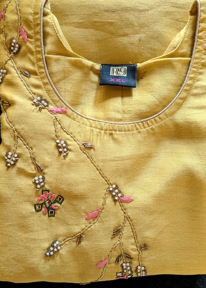 Cotton Silk Kurta With Light Jardoshi Work