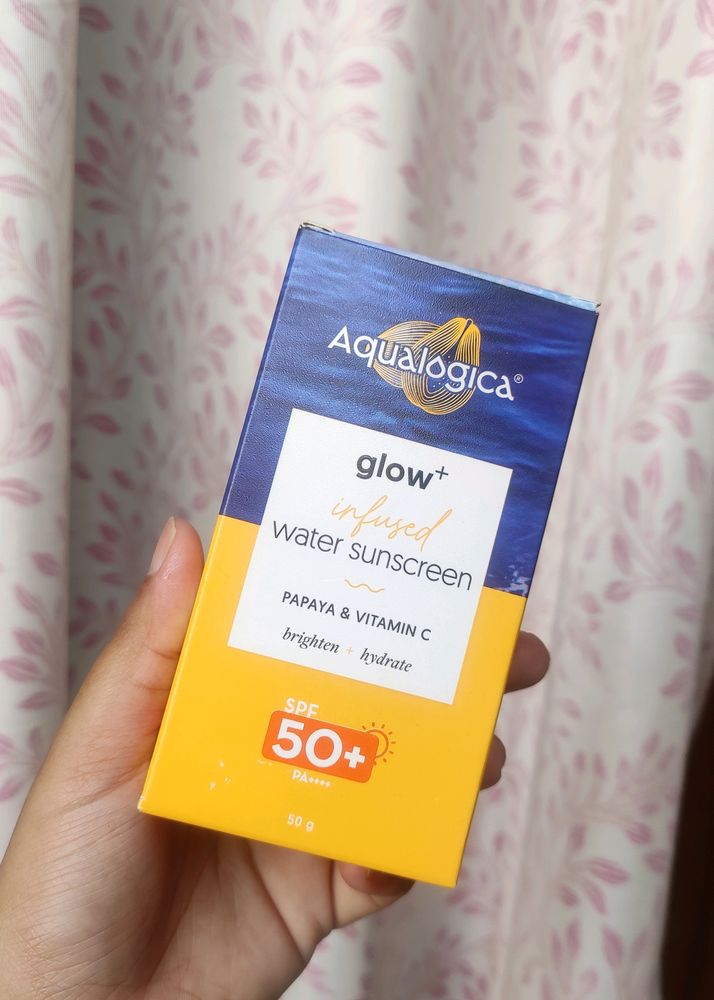 Aqualogica Glow+ Infused Water Sunscreen