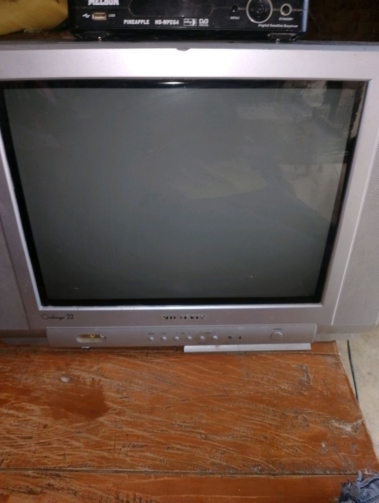 A VIDEOCON TV For Saw.