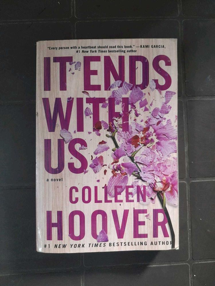 IT ENDS WITH US - Colleen Hoover