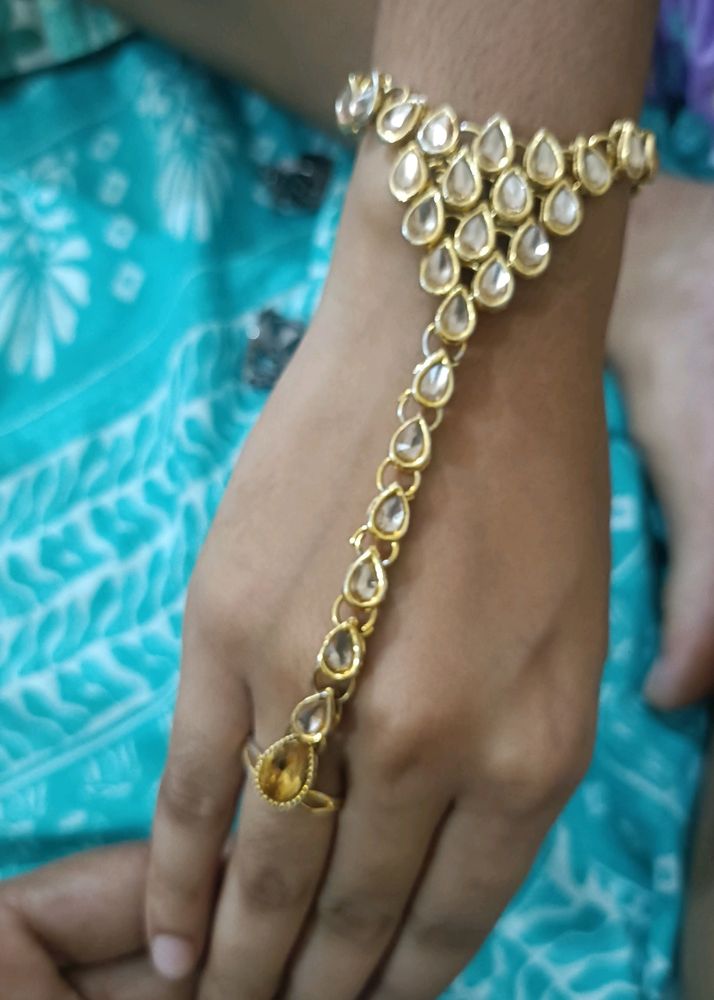 Golden Beautiful Hand Jewellery ✨