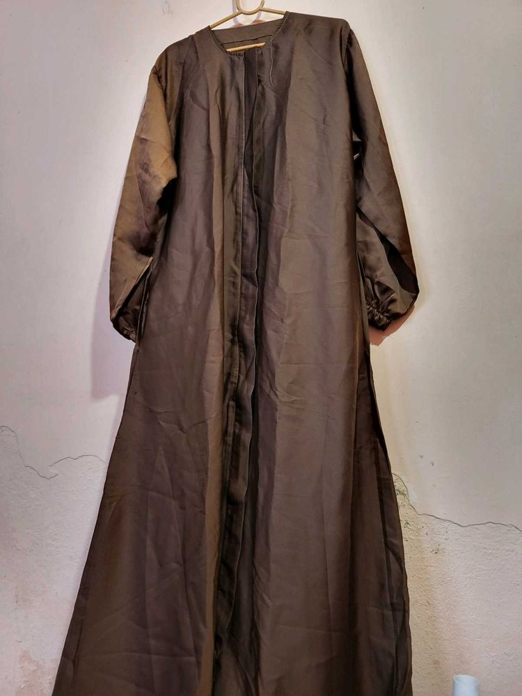 Open Front And Pocket Abaya