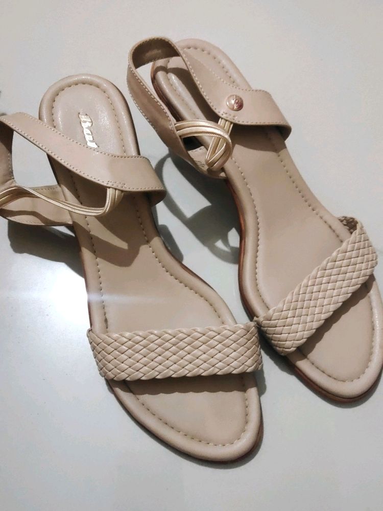 Bata Nude Sandles