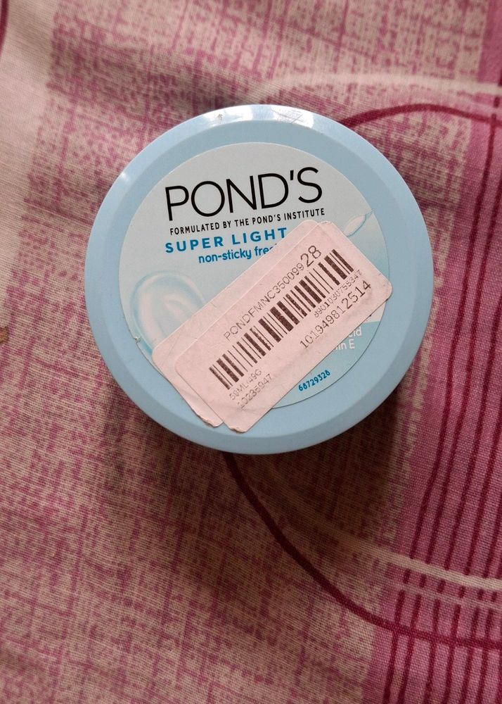 Combo Ponds Moisturizer ( Two Variants)