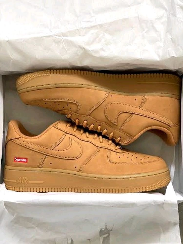 Original NIKE AIR FORCE 1 FLAX Supreme (LIKE NEW)