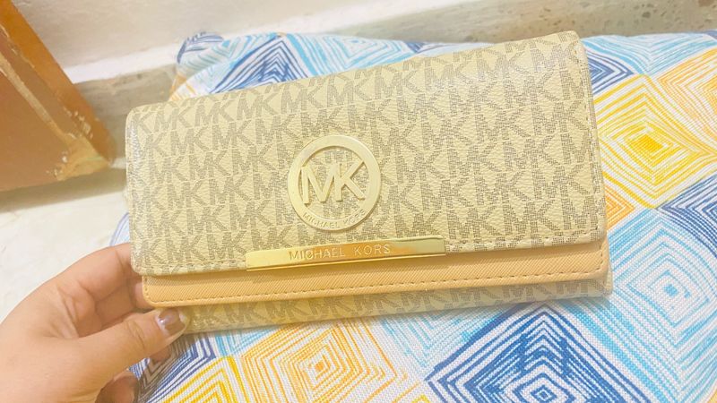 Michael Kors Wallet cum purse