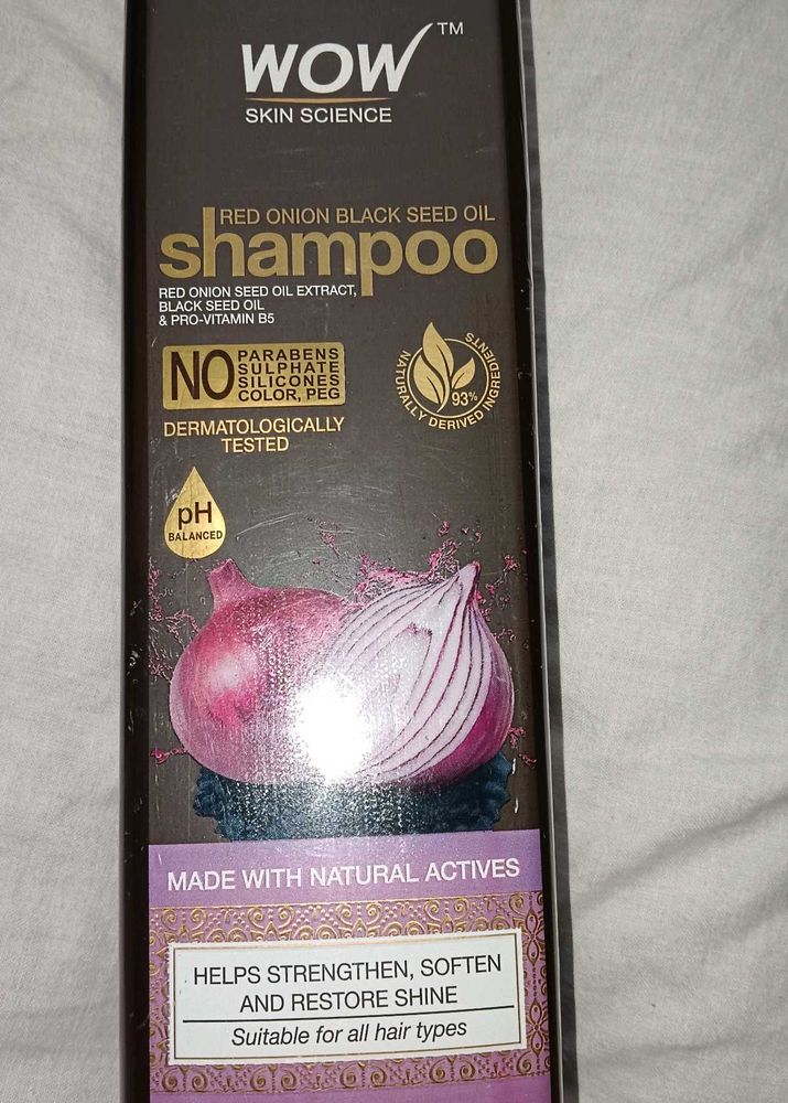 Wow Skin Science Red Onion Black Seed Oil Shampoo