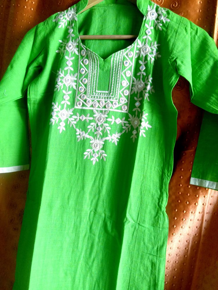 💚 Kurti