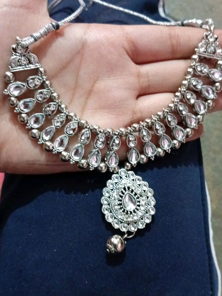 Pretty Silver Colour Necklace