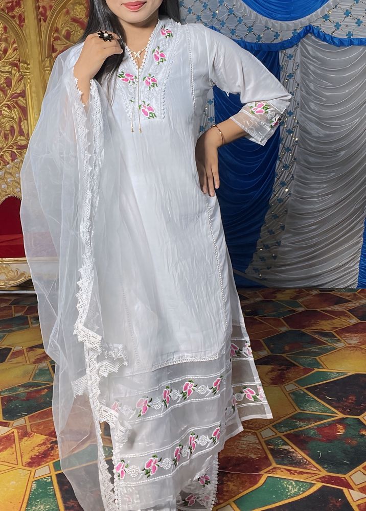 32/34 Bust Kurta/pent/duppata Set