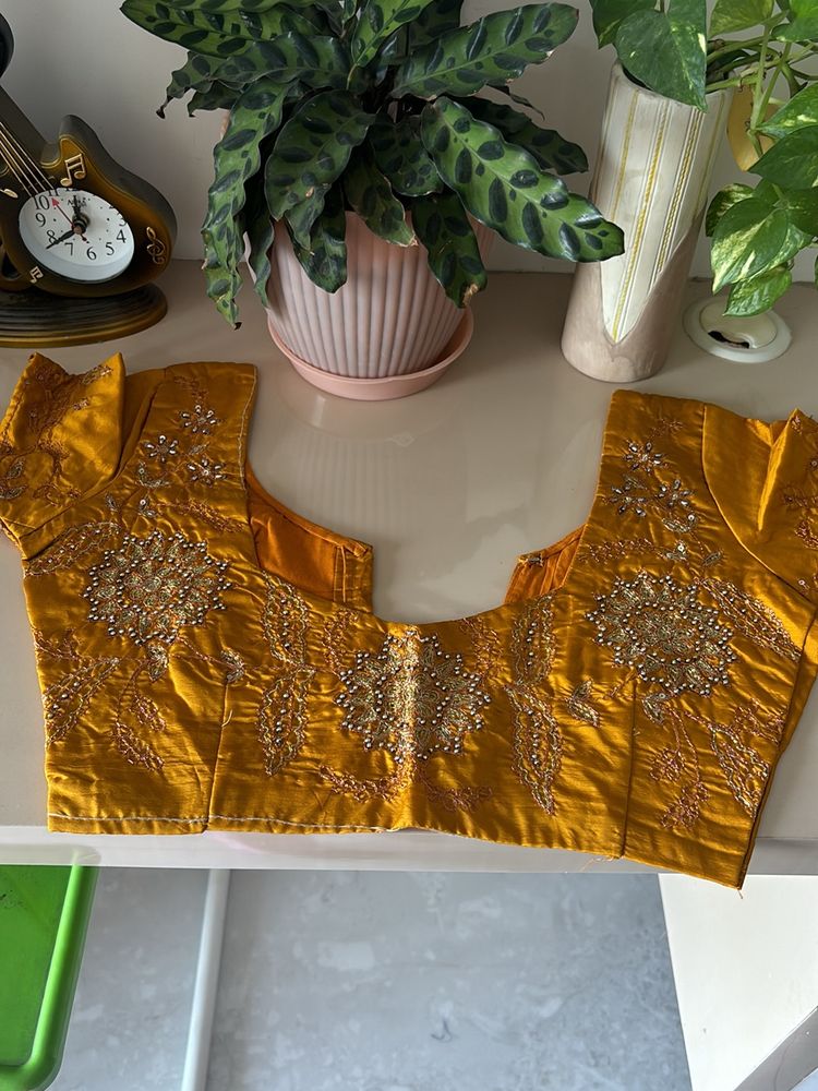 Beautiful Mustard Colour Work Blouse🤩