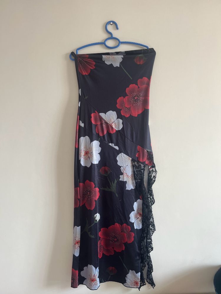 Newme Asia Tube Maxi Bodycon Black Floral Dress