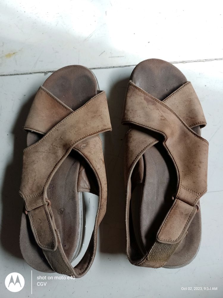 Used Clarks brand Women Sandal Size 7