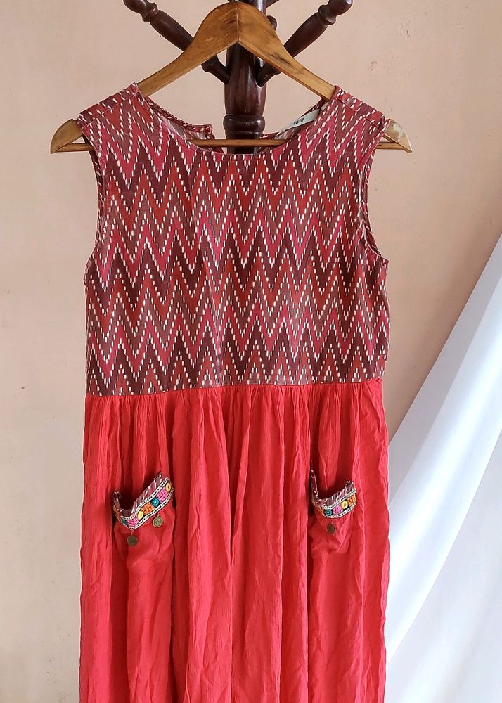 Indie Style Dress With Front Pockets