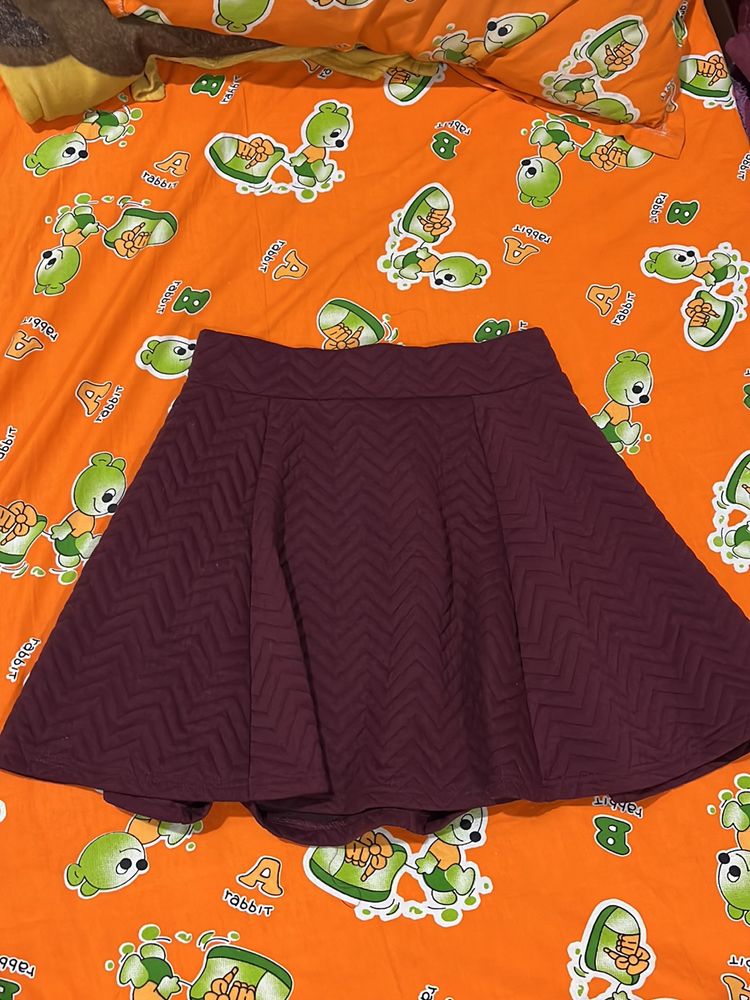 H&M FLARE SKIRT