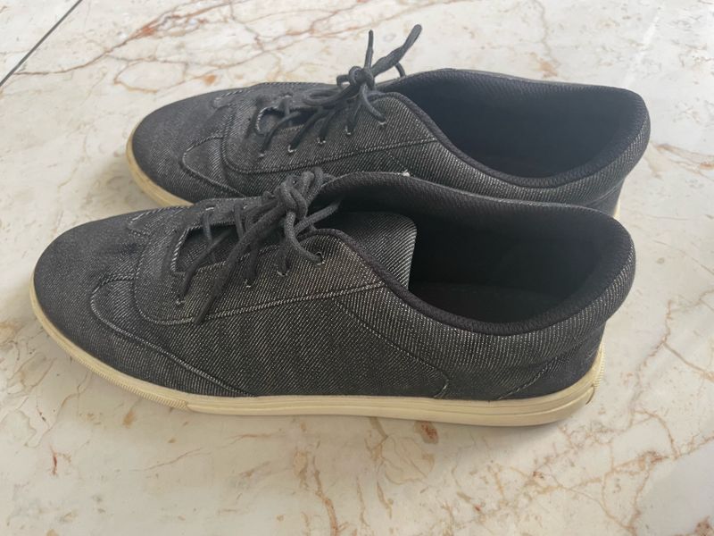 Roadster Casual Shoes