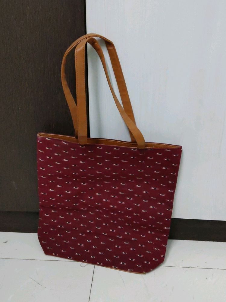 Maroon Ikkat Print Handbag