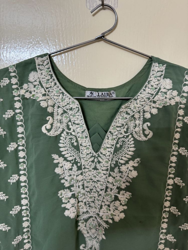 Embroided Green Kurti Set