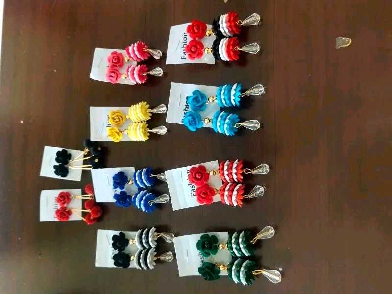 10 Pair Of Earings