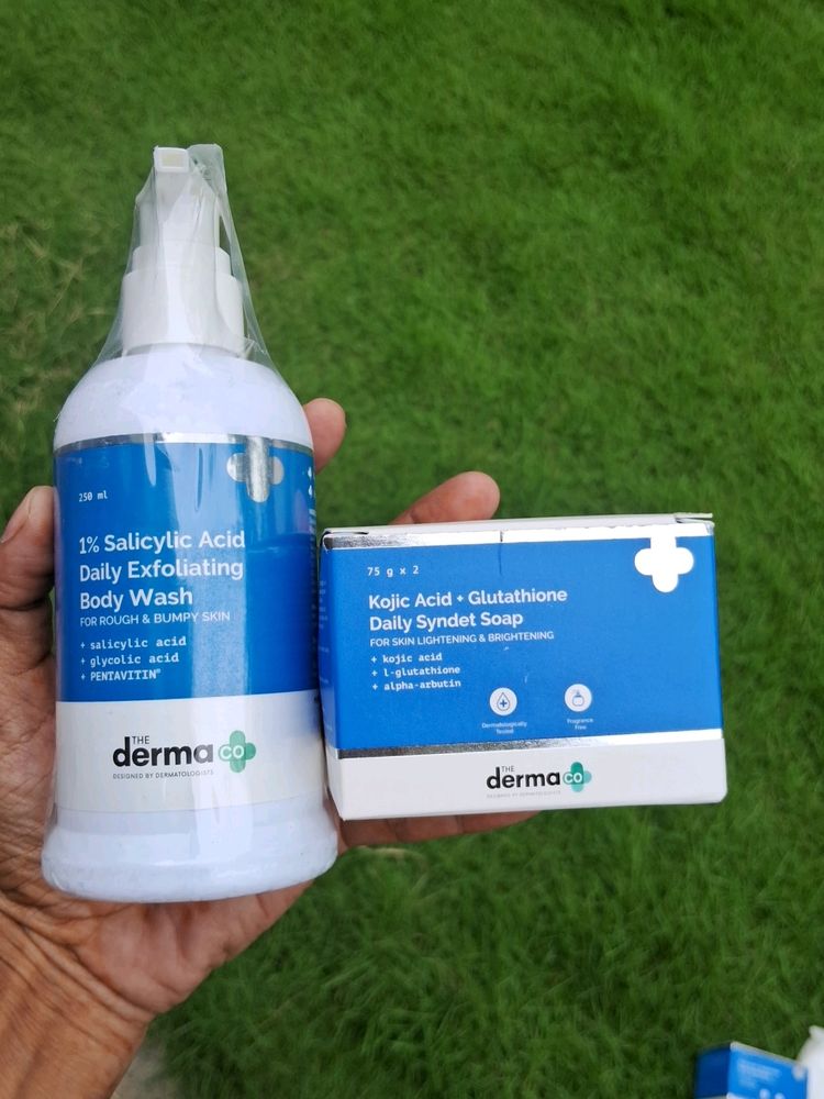 The Derma Co Combo Body Wash And Soap