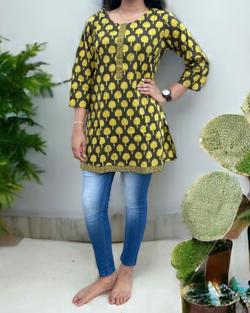 Short Kurti