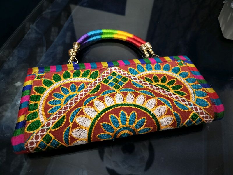 Fashionable Women Clutch