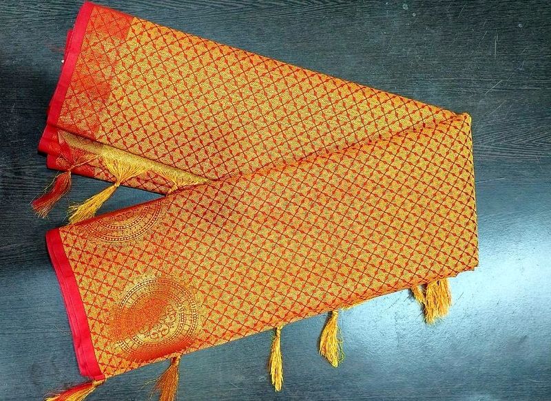 Beautiful New Weeding Saree 💛❤️🧡