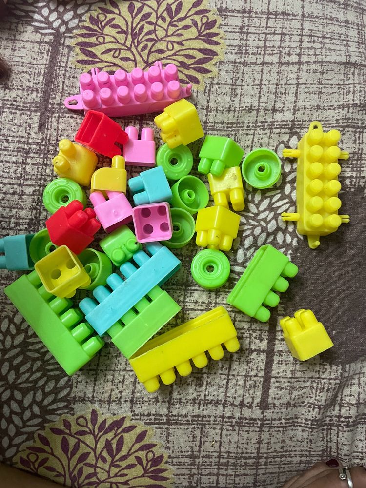 Cubes And Fruits Set For Kids